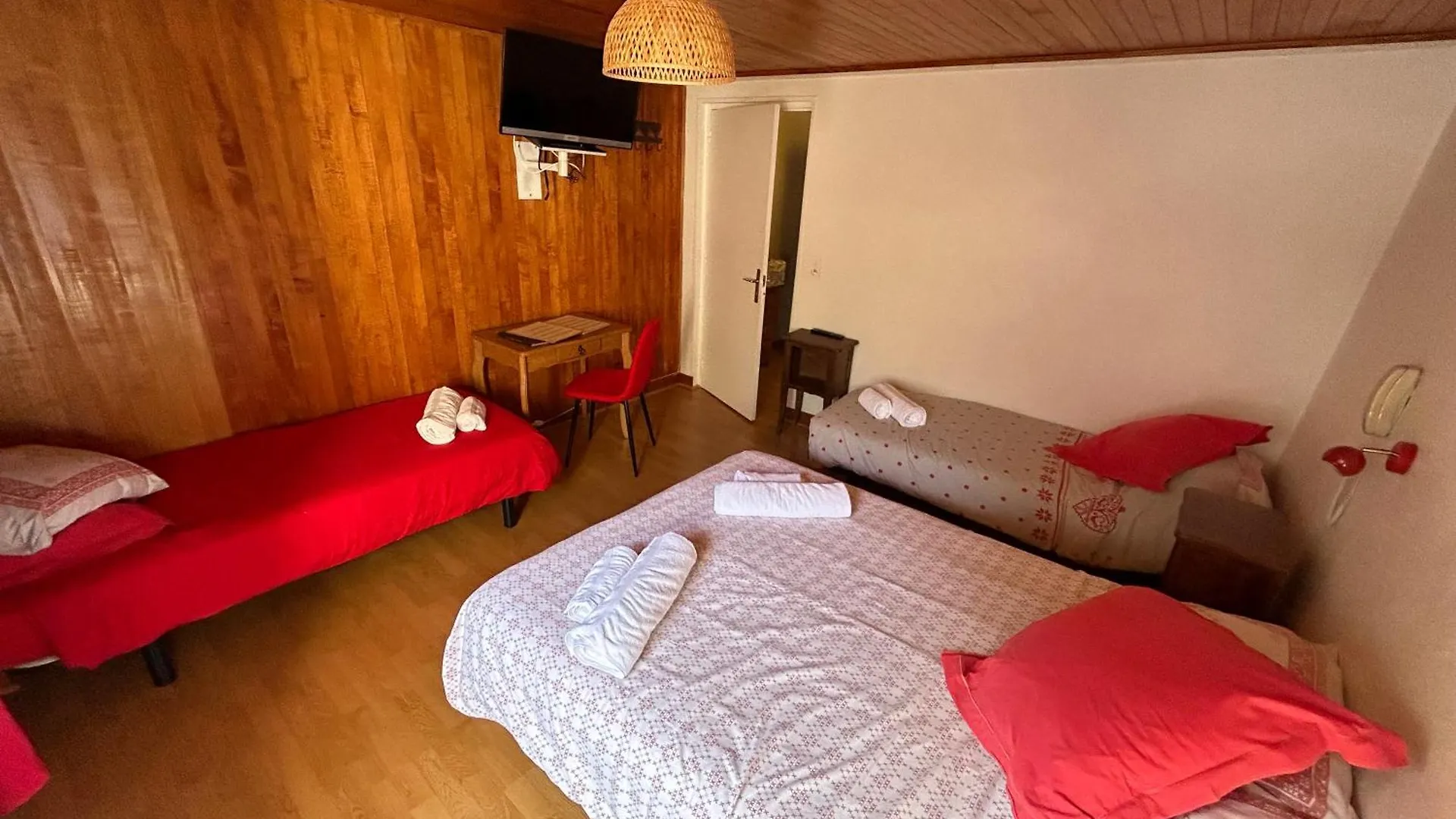 Les Tilleuls Hotel Le Biot